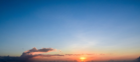 Coloured sunset on Seyshells island. Sea, summer, cloud, sky