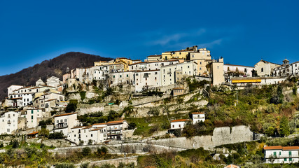 Fototapeta na wymiar rural town Picinisco amid the Italian Apennines mountains of the south-east Lazio region
