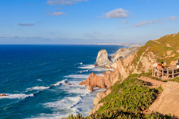 Pedra da Ursa vista do Cabo da Roca em Sintra Portugal © moedas1