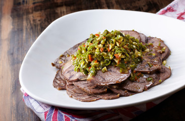 Delicious Chinese cuisine, Sauce beef