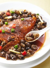 Delicious Chinese cuisine, Snail fish head