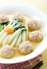 Delicious Chinese cuisine, Meatballs with cabbage