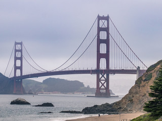 Stürmische Golden Gate Bridge