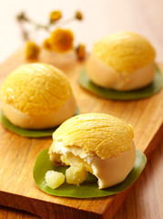 Delicious Chinese dessert, pineapple bread
