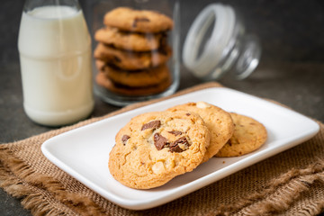 cookies with chocolate chips