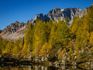 Fototapeta na wymiar Lago delle Streghe in Alpe Veglia and Alpe Devero Natural Park