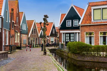  Traditional Volendam houses © Tania Zbrodko