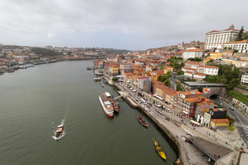 Obraz premium Architecture and Streets of rainy Porto, Portugal.