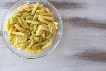 zucchini pasta with grated cheese