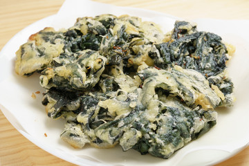 わかめの天ぷら seaweed TEMPURA