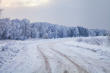 Obraz premium Country road after a snowfall.