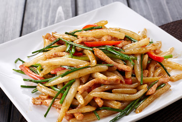 Chinese food, Fried rice noodles
