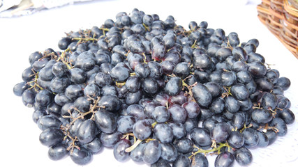 bunch of black grapes