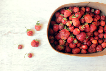 fresh strawberry in the wooden box/top view