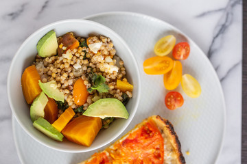 Sorghum with Avocado and Tomato Tart