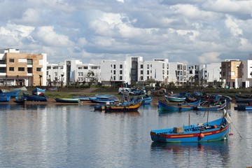 PUERTO DE RABAT EN UN DIA TORMENTOSO