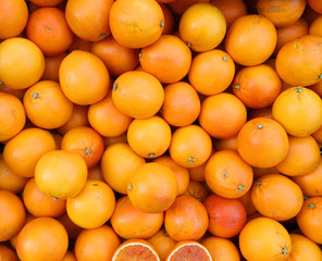 24 Mega Pixel Background of Ripe Oranges