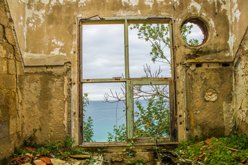 Obraz premium window in an old house