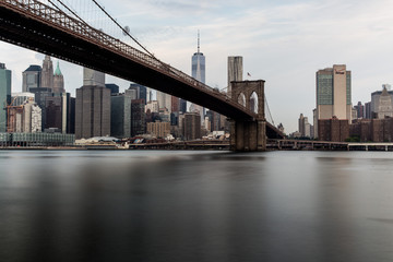 Naklejka premium Brookly Bridge w Nowym Jorku