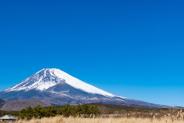 冬の富士山　静岡県裾野市