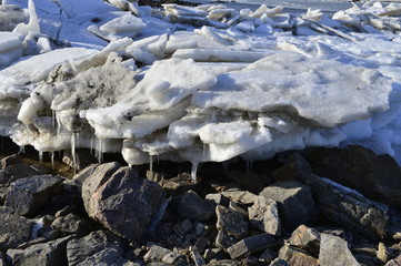 The accumulation of sea ice in the sea