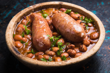 Kidney beans with pork sausage