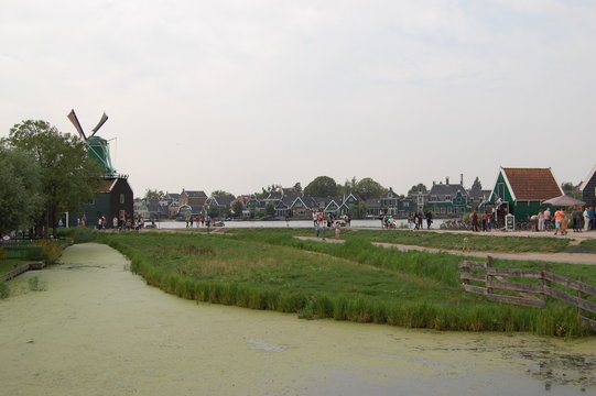 Holand moline