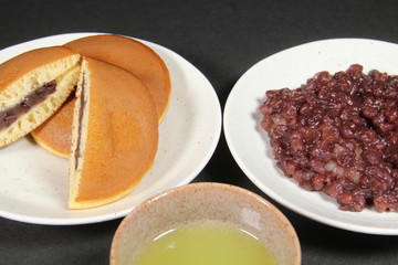 おはぎとどら焼き
