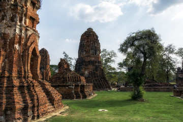Fototapeta na wymiar Wat Mahathat Prang