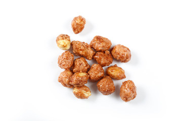 Roasted peanuts in icing sugar