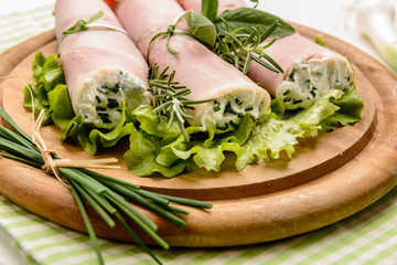 Involtini di prosciutto cotto e formaggio