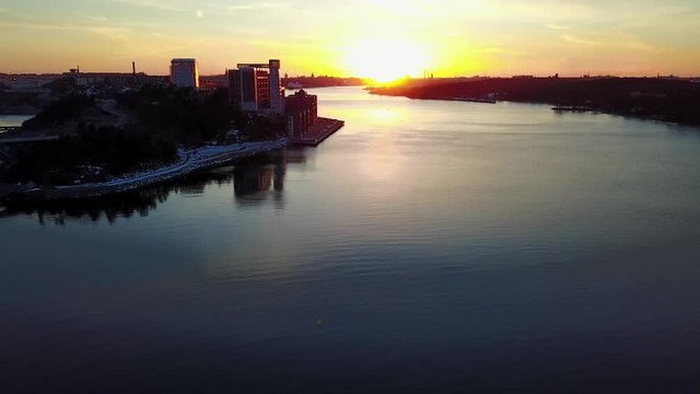 Drone flyby towards Stockholm over water 2
