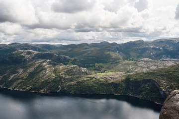 Obraz premium opposite side of fjord in Preikestolen