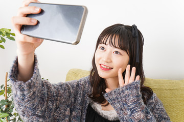 動画配信・ライブ配信・自撮りイメージ