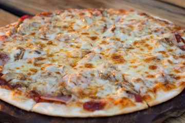Pizza with Ham and Mushroom