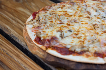 Pizza with Ham and Mushroom
