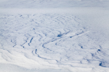 Fototapeta na wymiar Snowdrifts of snow
