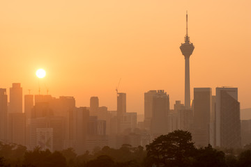 Obraz premium View of sunny day at downtown Kuala Lumpur, Malaysia