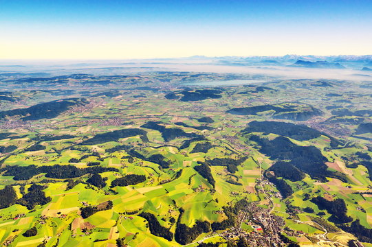 Das Schweizer Mitelland aus der Luft