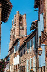 walk in the small streets of the city of Albi