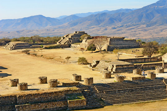 Monte Alb&aacute;n- a large pre-Columbian archaeological site  in  Mexican state of Oaxaca 
