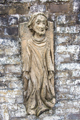 Schöne alte Jüngerfigur