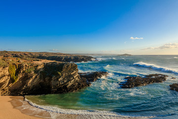 Fototapeta na wymiar Vista da costa Vicentina em Porto Covo Portugal