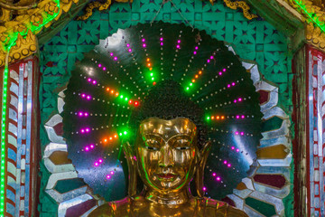 Obraz premium Buddha statue at Mt Popa, Myanmar