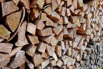 Gespaltenes Holz