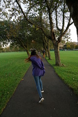 young woman pirouettes © @dantepetrone