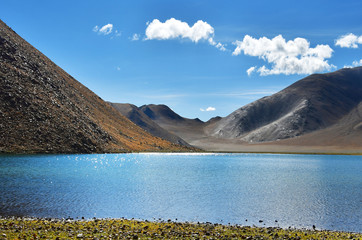 China, Tibet. Highland lake Mershung (Merchong) in summer