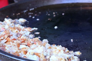 Crispy fried mussels with egg