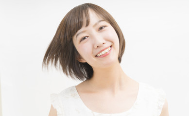 笑う女性