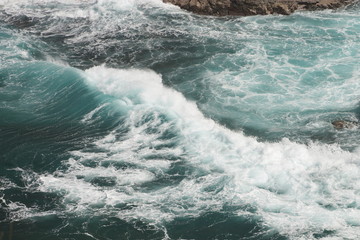 Tumultuous waves on the coastline of Hawaii
